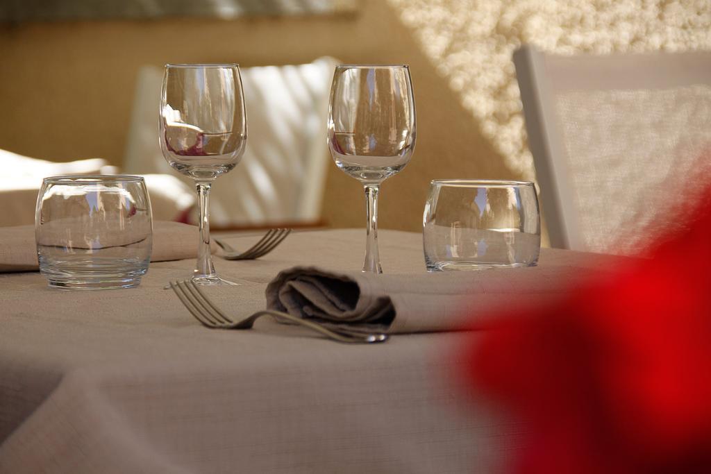Chez Terrassier - Logis Hotels - Hotel Et Restaurant Vaissac Esterno foto