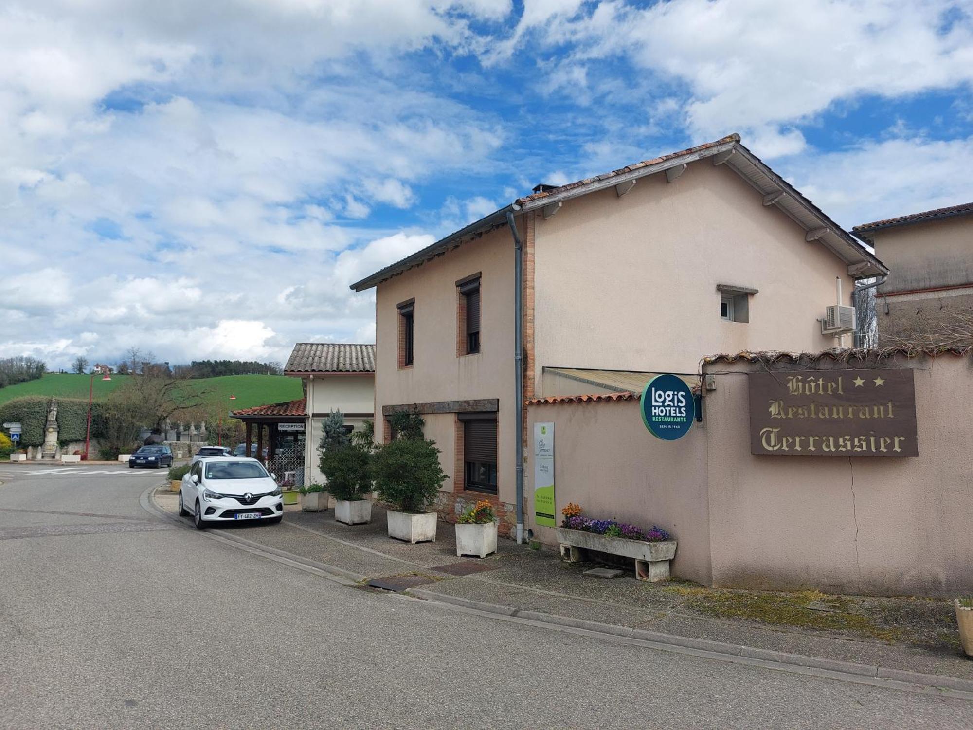Chez Terrassier - Logis Hotels - Hotel Et Restaurant Vaissac Esterno foto